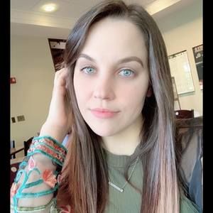 Meet your Posher, Alisha